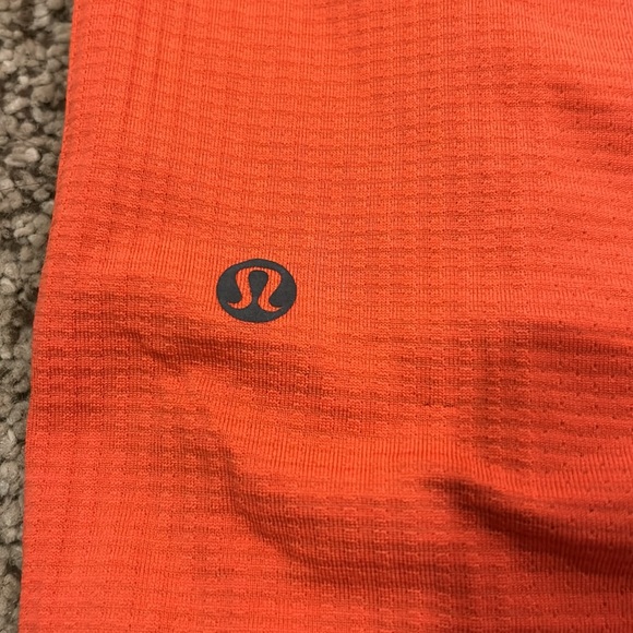 Men’s Large Lululemon t shirt and shorts bundle - Picture 5 of 10